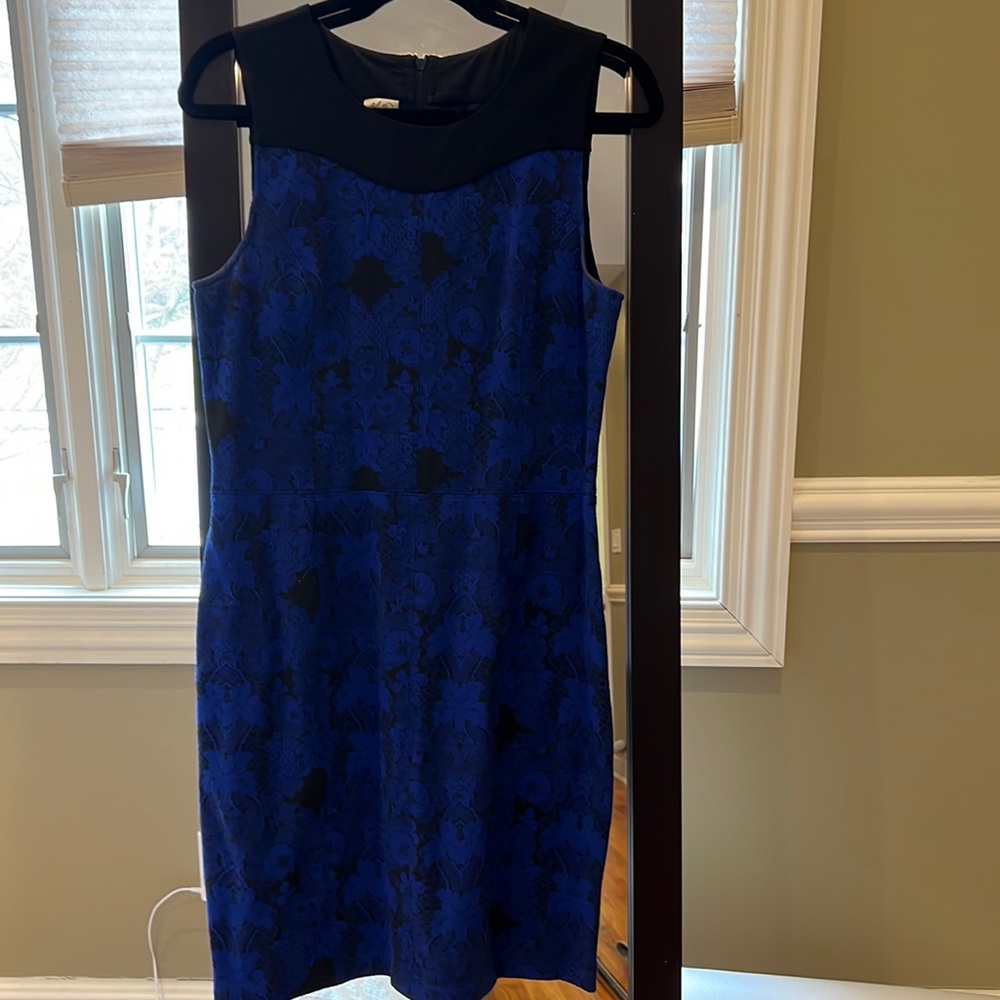 Ali Ro elegant short fitted dress